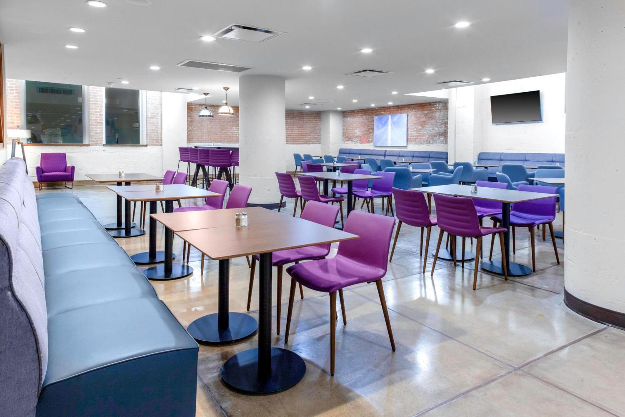 达拉斯市中心广场唐普雷斯套房酒店 外观 照片